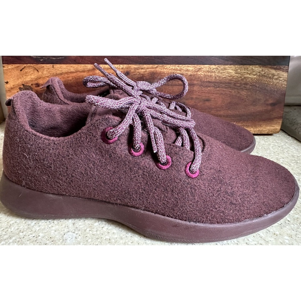 Allbirds Wool Runners in Tuke Jam Men Sz 10 EU 42 Burgundy Sneakers Tennis Shoes
